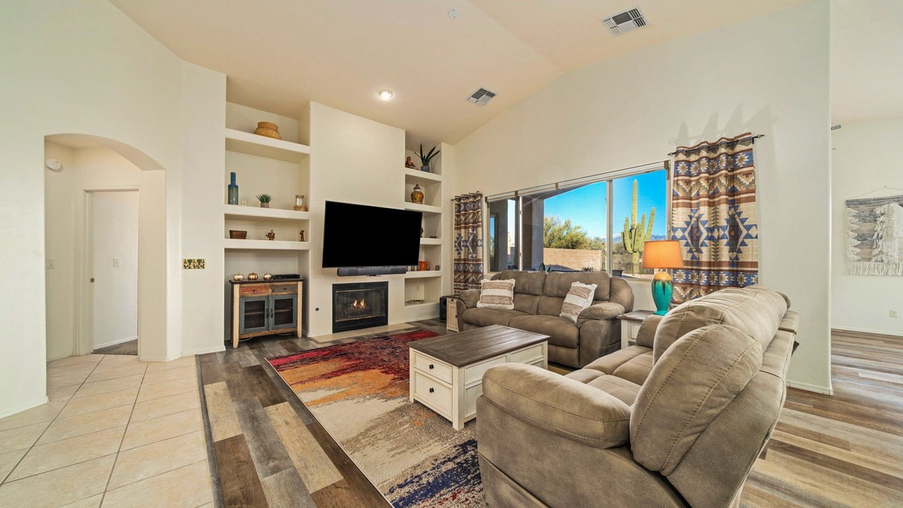 Photo of Livingroom in Dove Mountain