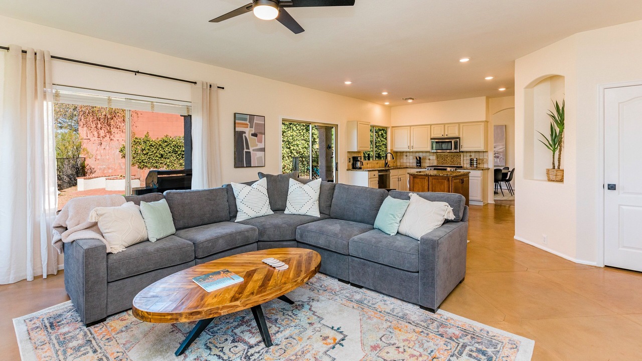 Photo of Livingroom in Canada Ridge