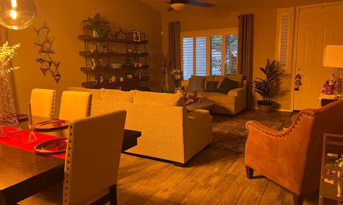 Photo of Livingroom in Tucson