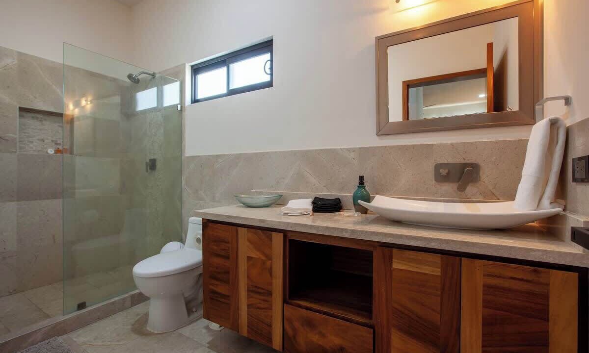 Photo of Bathroom in Colina del Sol