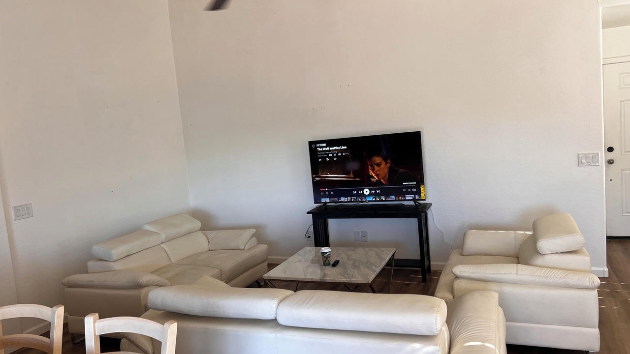 Photo of Livingroom in Magma Ranch