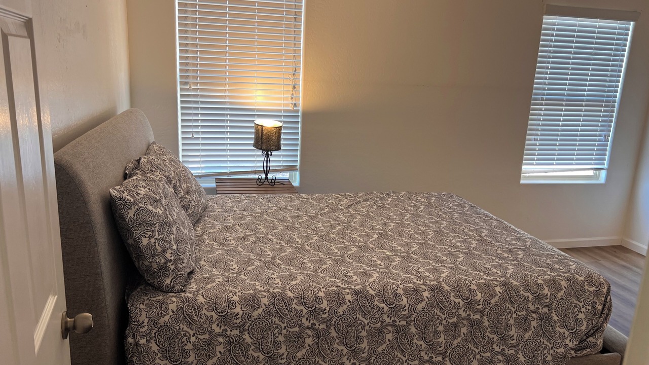 Photo of Bedroom in Magma Ranch