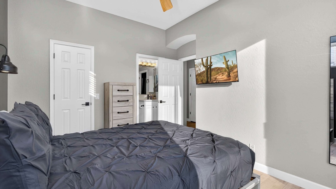 Photo of Bedroom in Talon Retreat
