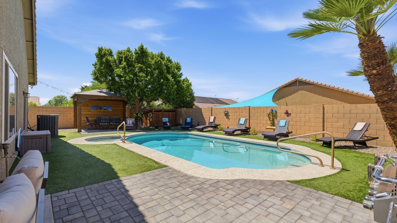 Photo of Outdoor in Avondale