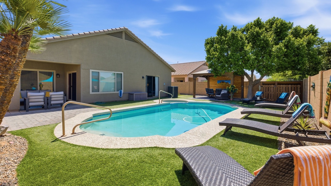 Photo of Outdoor in Avondale