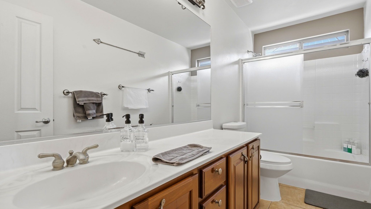 Photo of Bathroom in Green Valley
