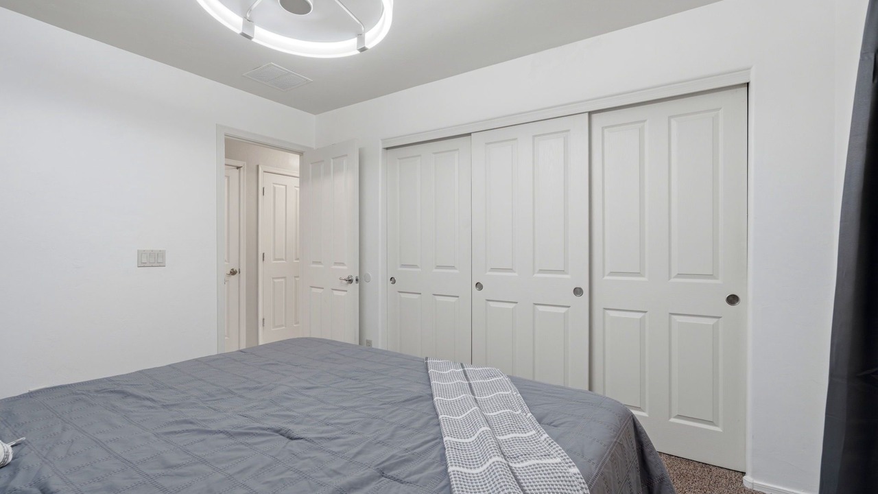 Photo of Bedroom in Green Valley