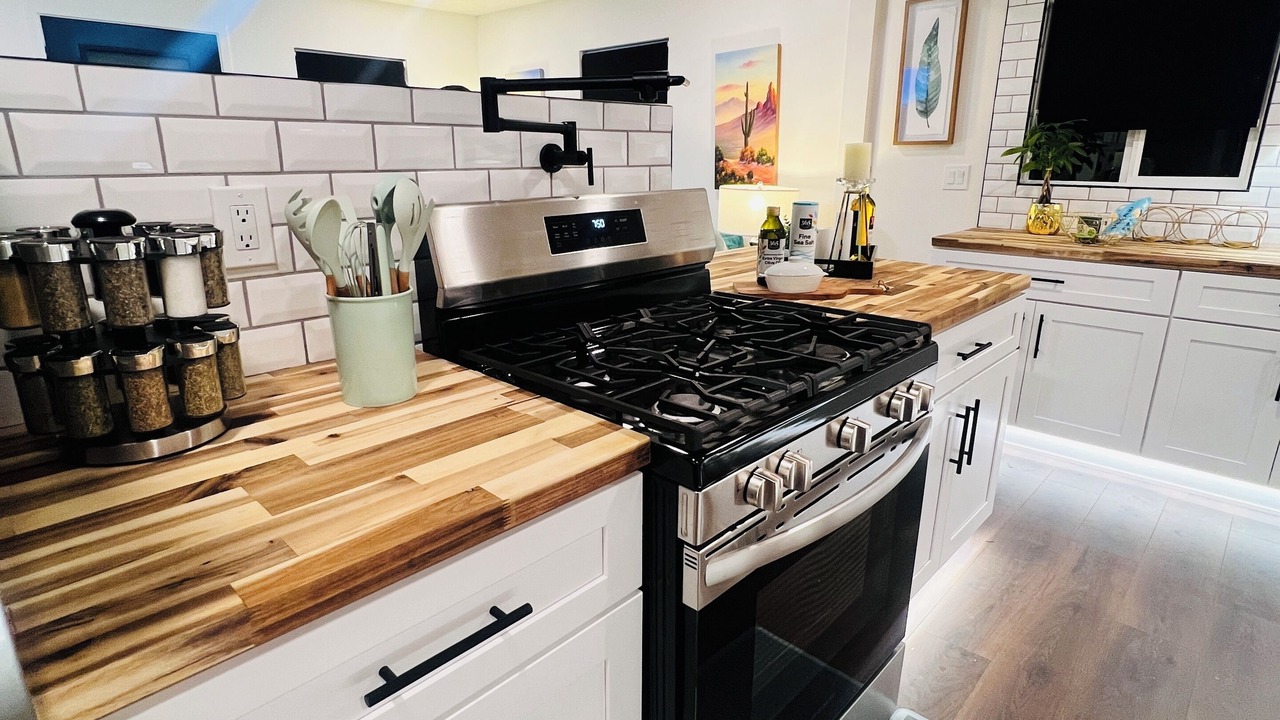 Photo of Kitchen in Cottonwood