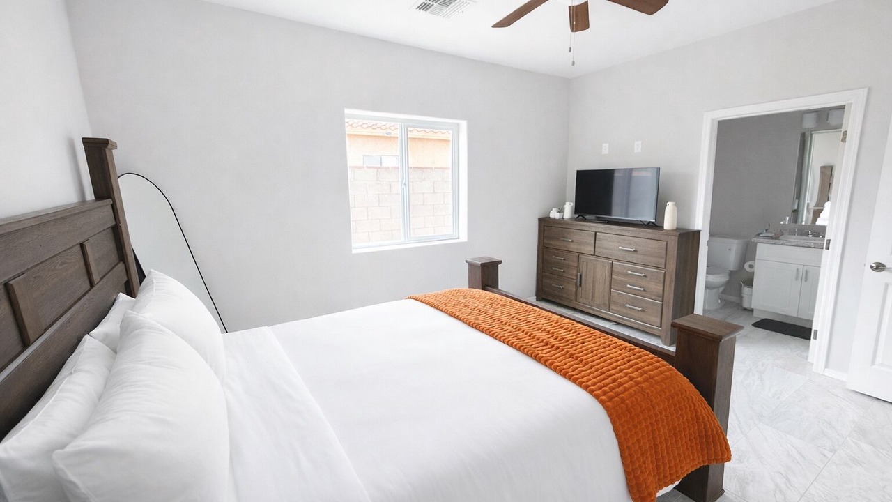 Photo of Bedroom in Santa Cruz Southwest