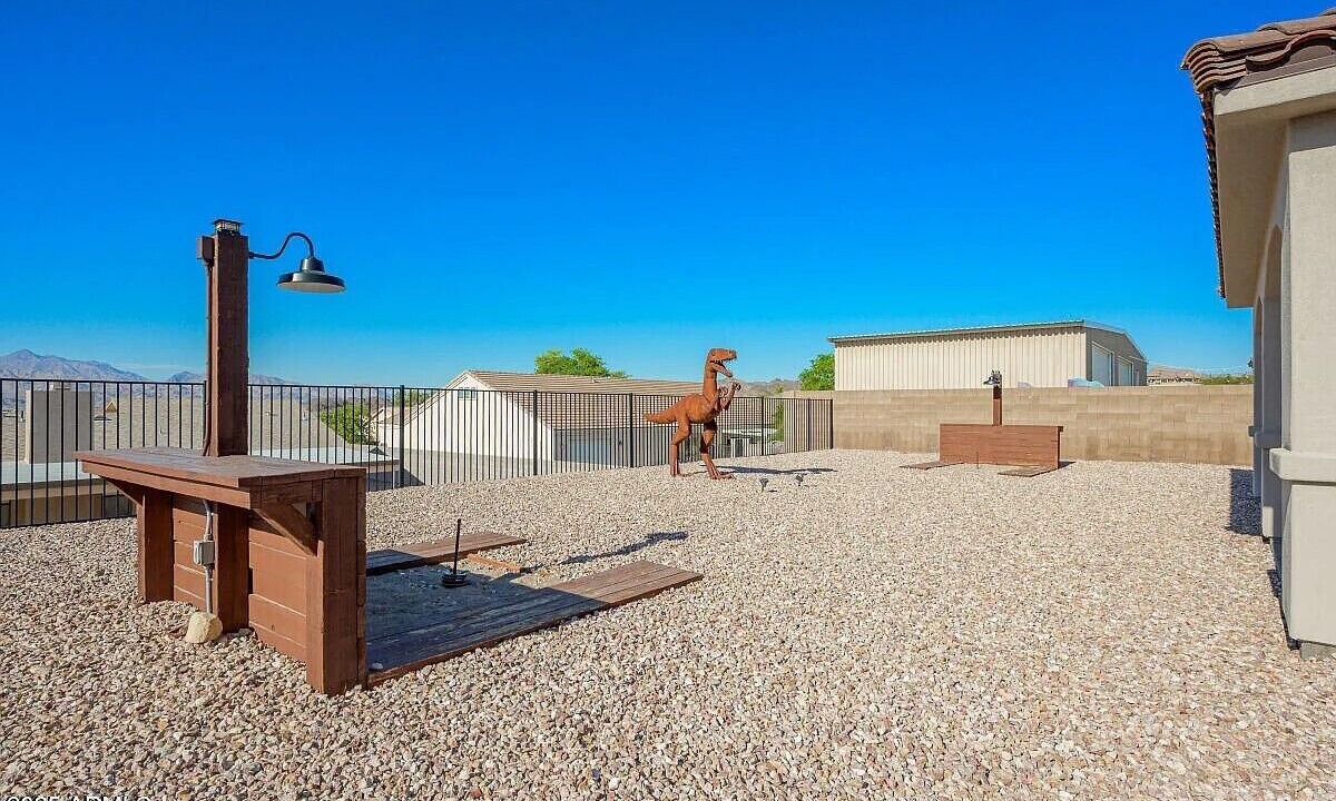 Photo of Patio Balcony in Sunridge Estates