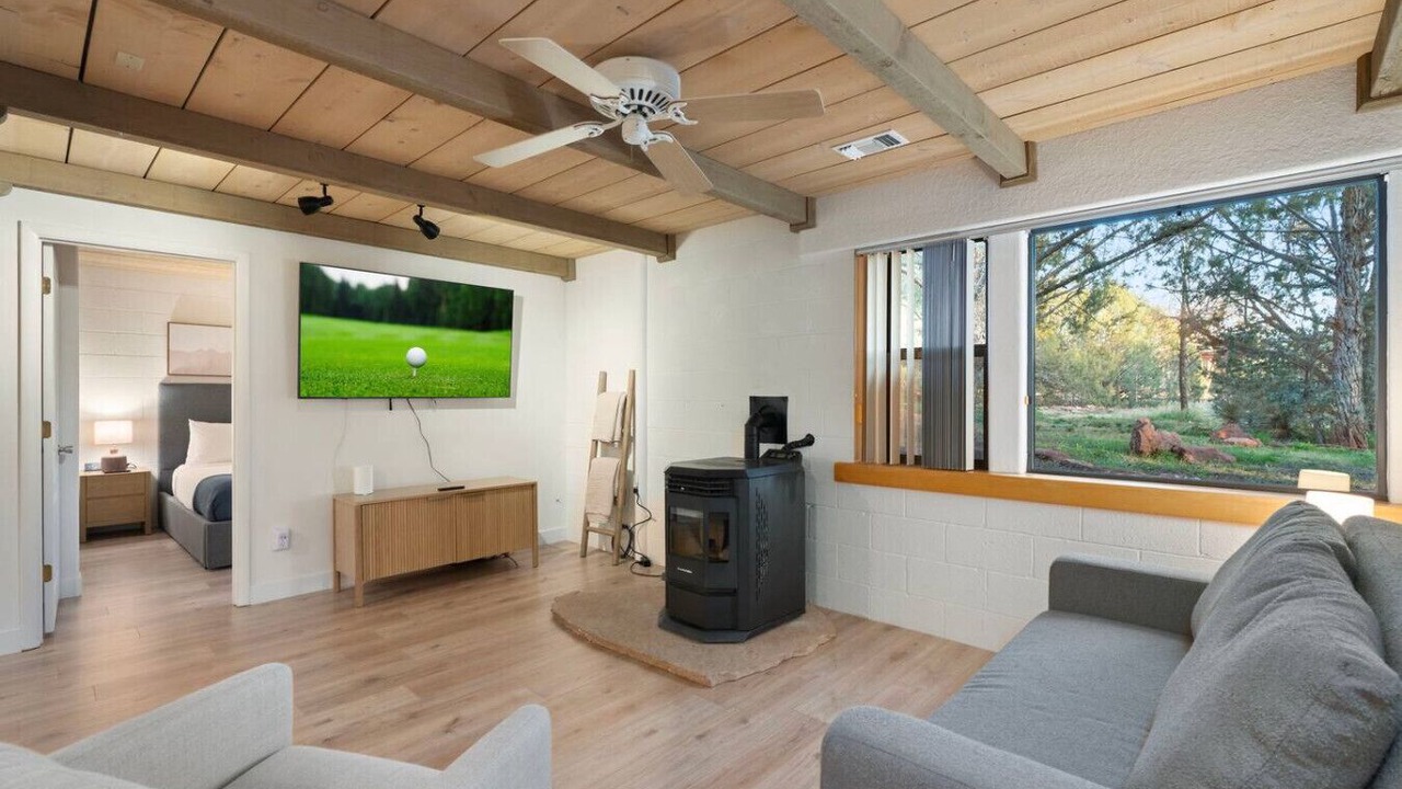 Photo of Livingroom in West Sedona
