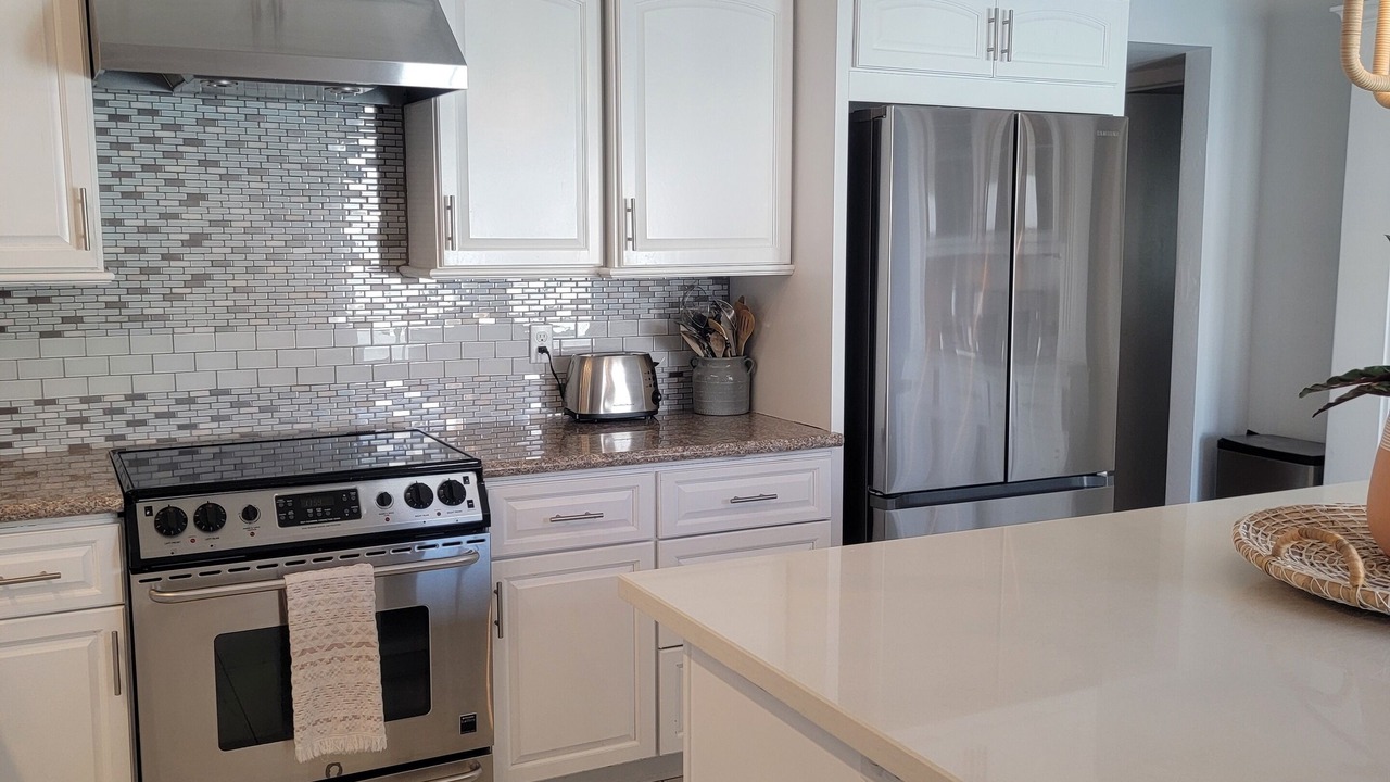 Photo of Kitchen in Hillside Homes