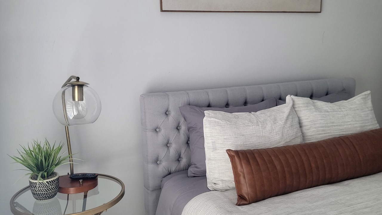 Photo of Bedroom in Hillside Homes