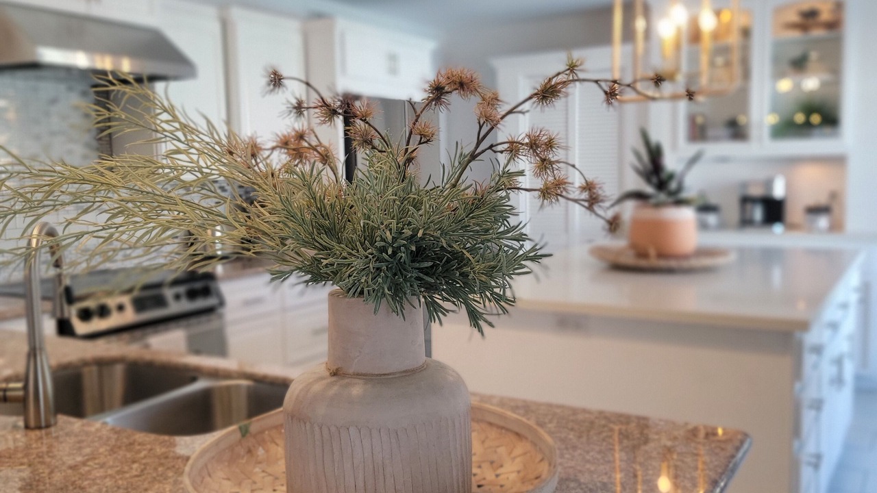 Photo of Kitchen in Hillside Homes