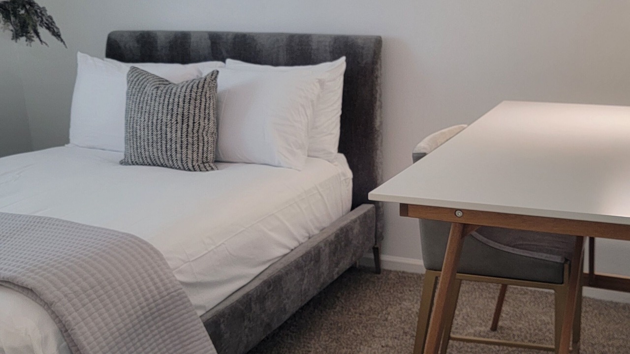 Photo of Bedroom in Hillside Homes