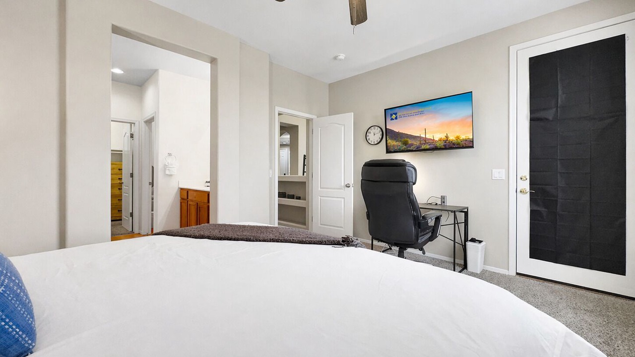 Photo of Bedroom in Gold Canyon