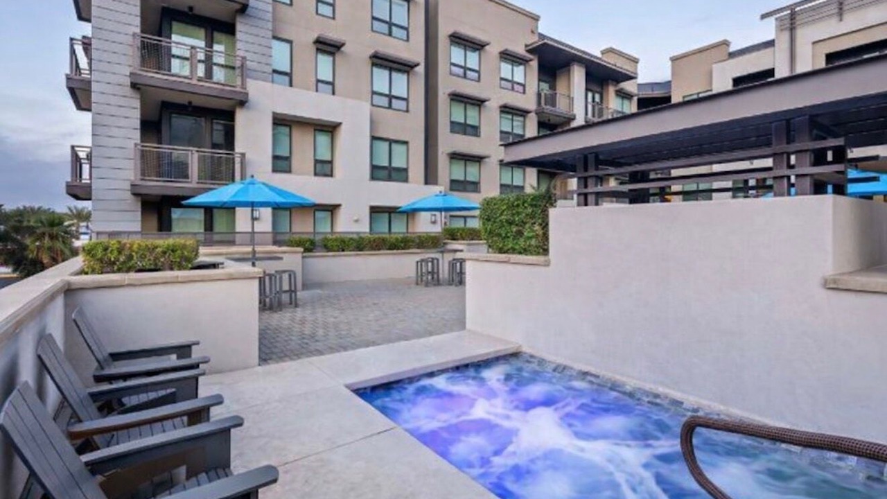Photo of Outdoor in Entertainment District