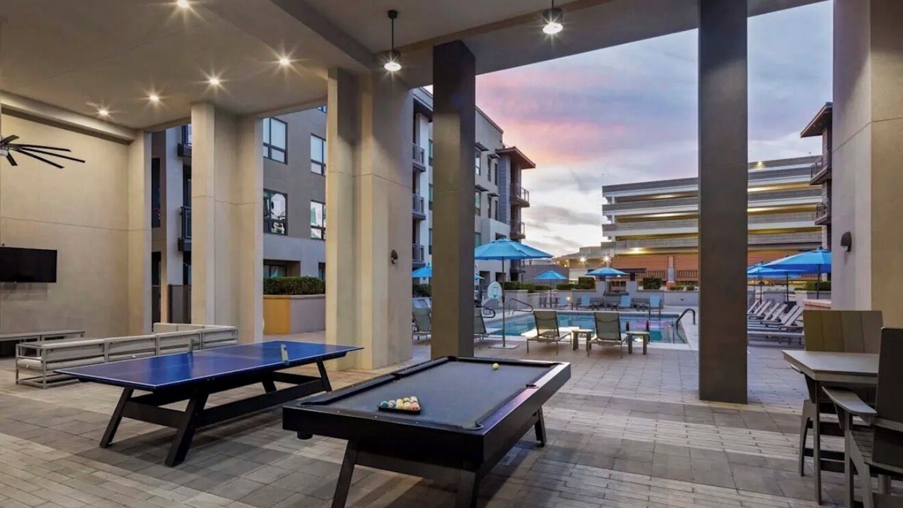 Photo of Outdoor in Entertainment District