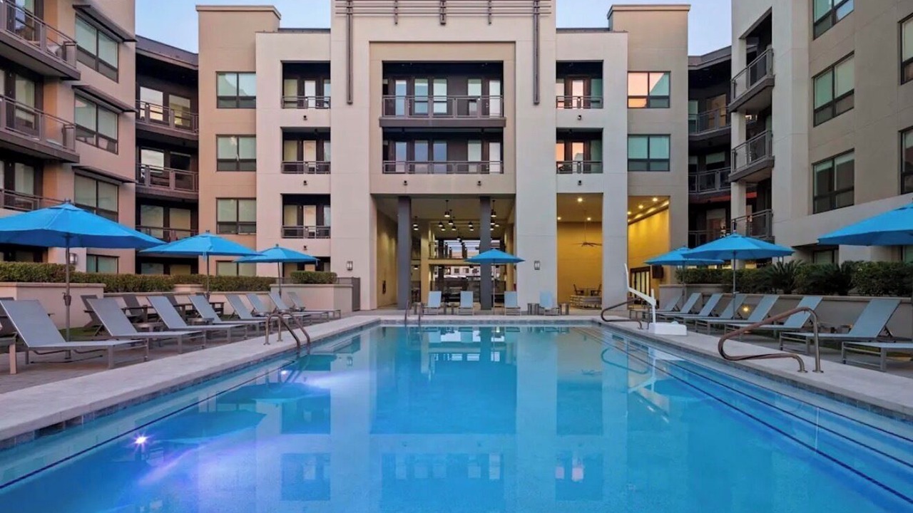 Photo of Outdoor in Entertainment District