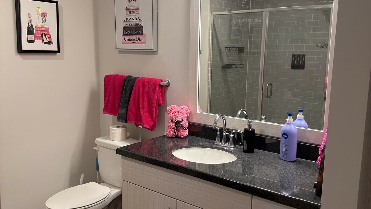 Photo of Bathroom in Entertainment District