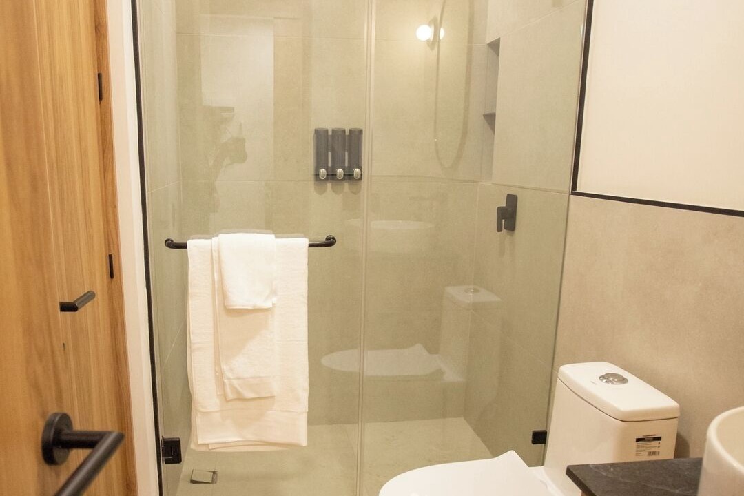 Photo of Bathroom in Zona Expo