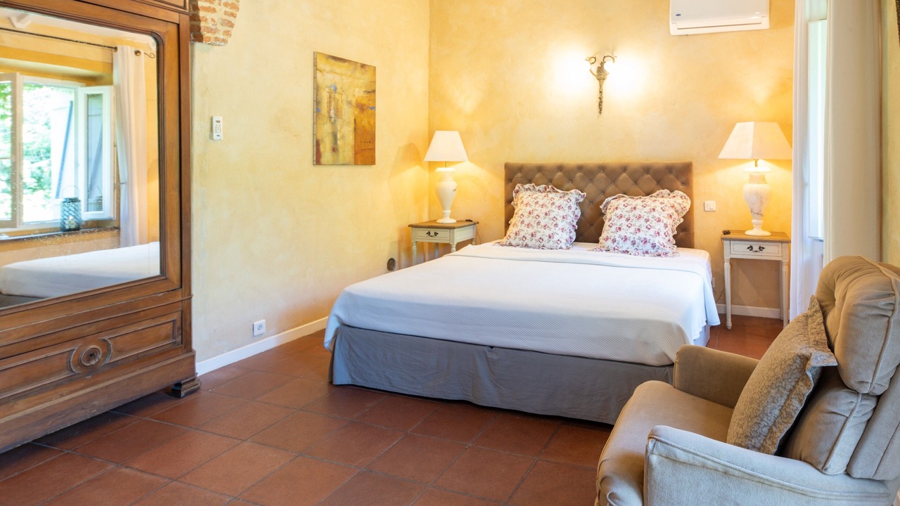 Photo of Bedroom in Oletta