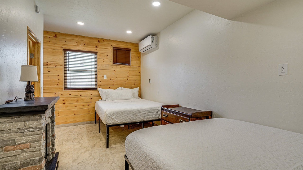 Photo of Bedroom in Summerhaven
