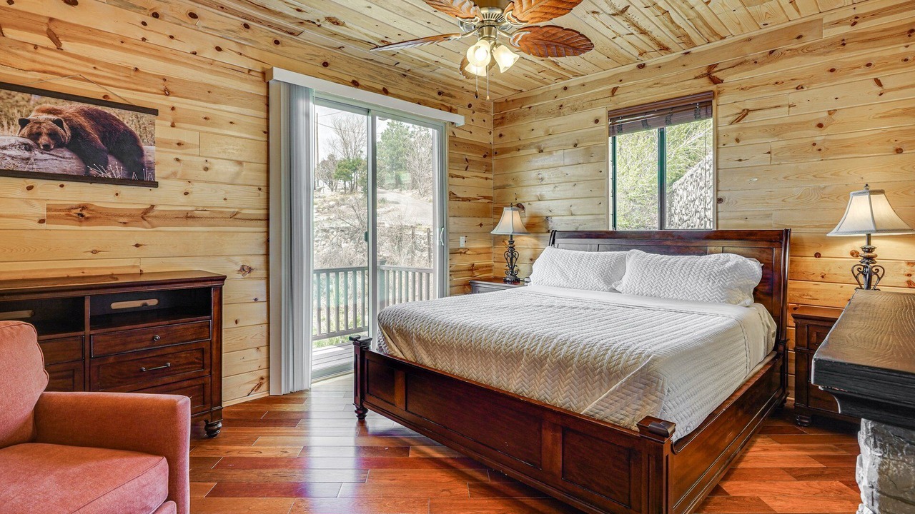 Photo of Bedroom in Summerhaven