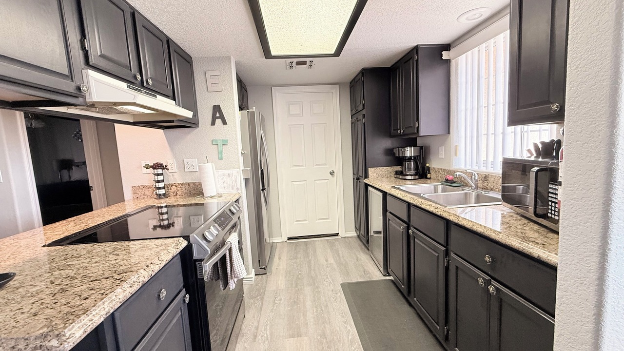 Photo of Kitchen in Sunridge Estates