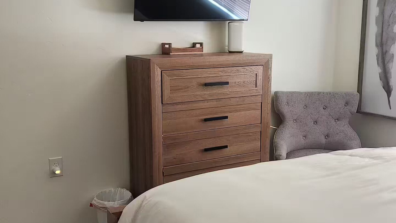 Photo of Bedroom in Broadmoor-Broadway