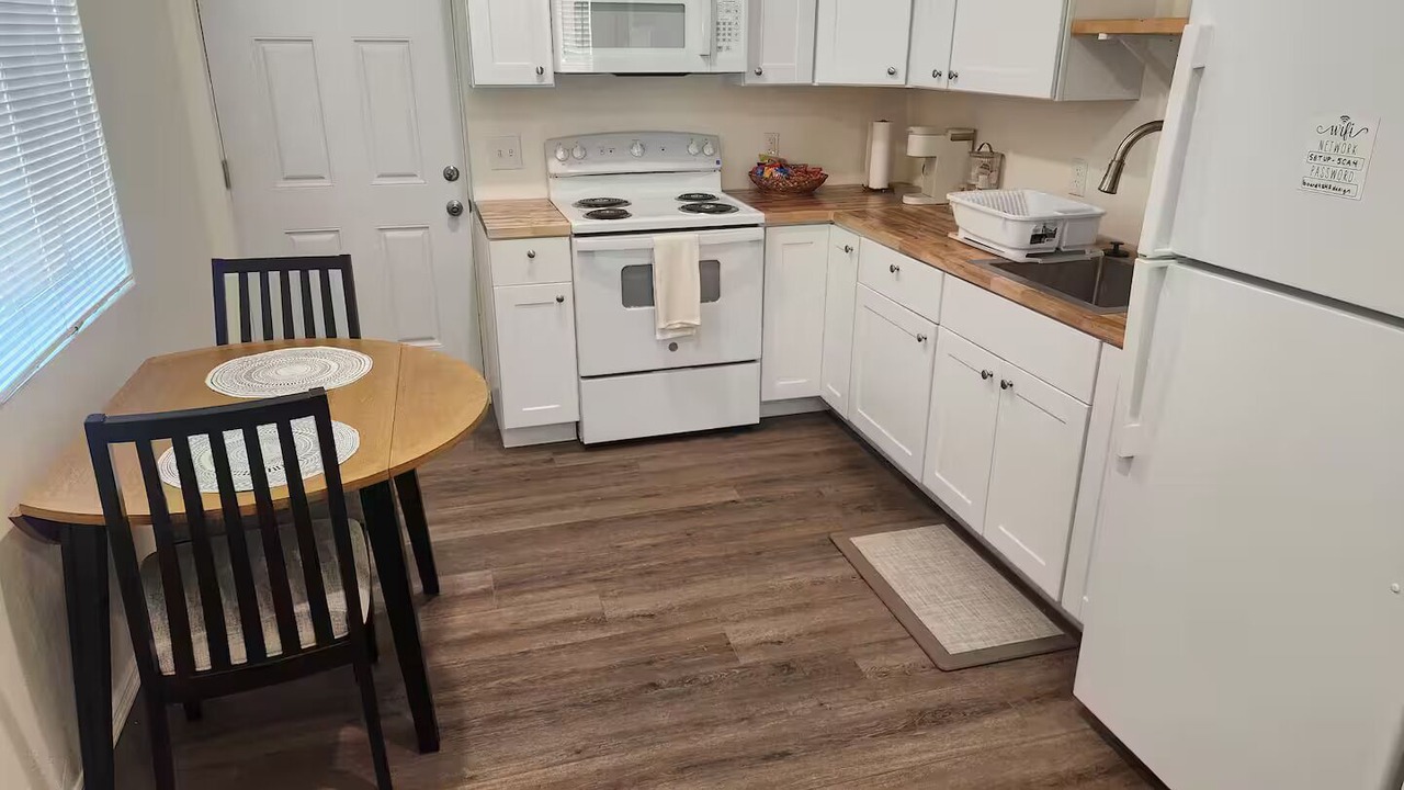 Photo of Kitchen in Broadmoor-Broadway