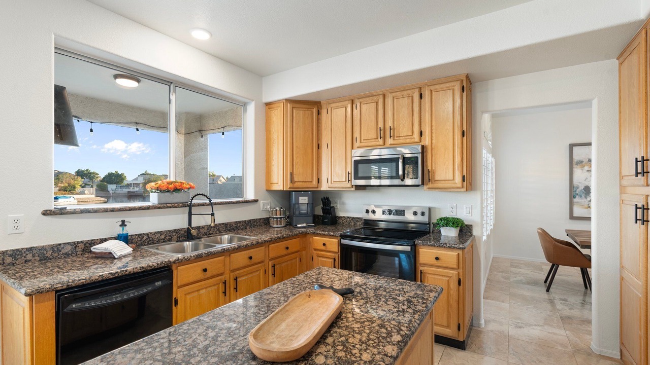 Photo of Kitchen in Arrowhead Lakes