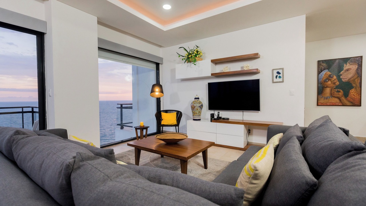 Photo of Livingroom in Cerritos
