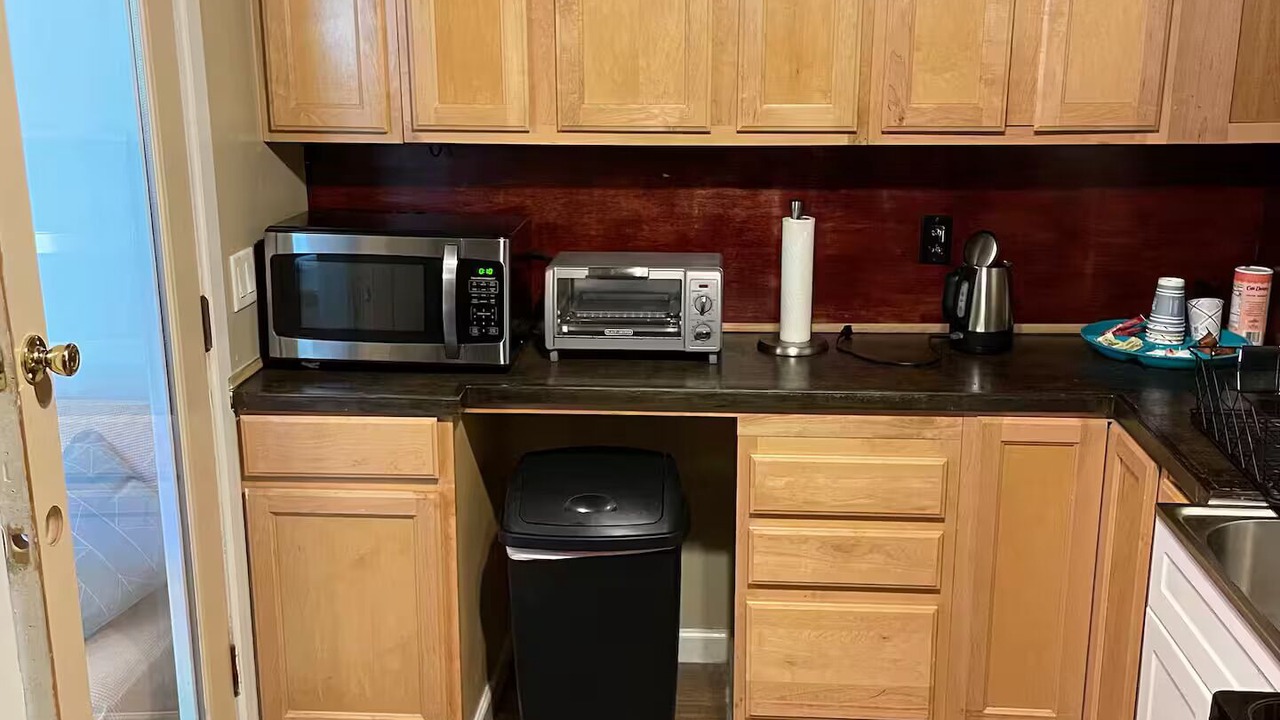 Photo of Kitchen in F. Q. Story