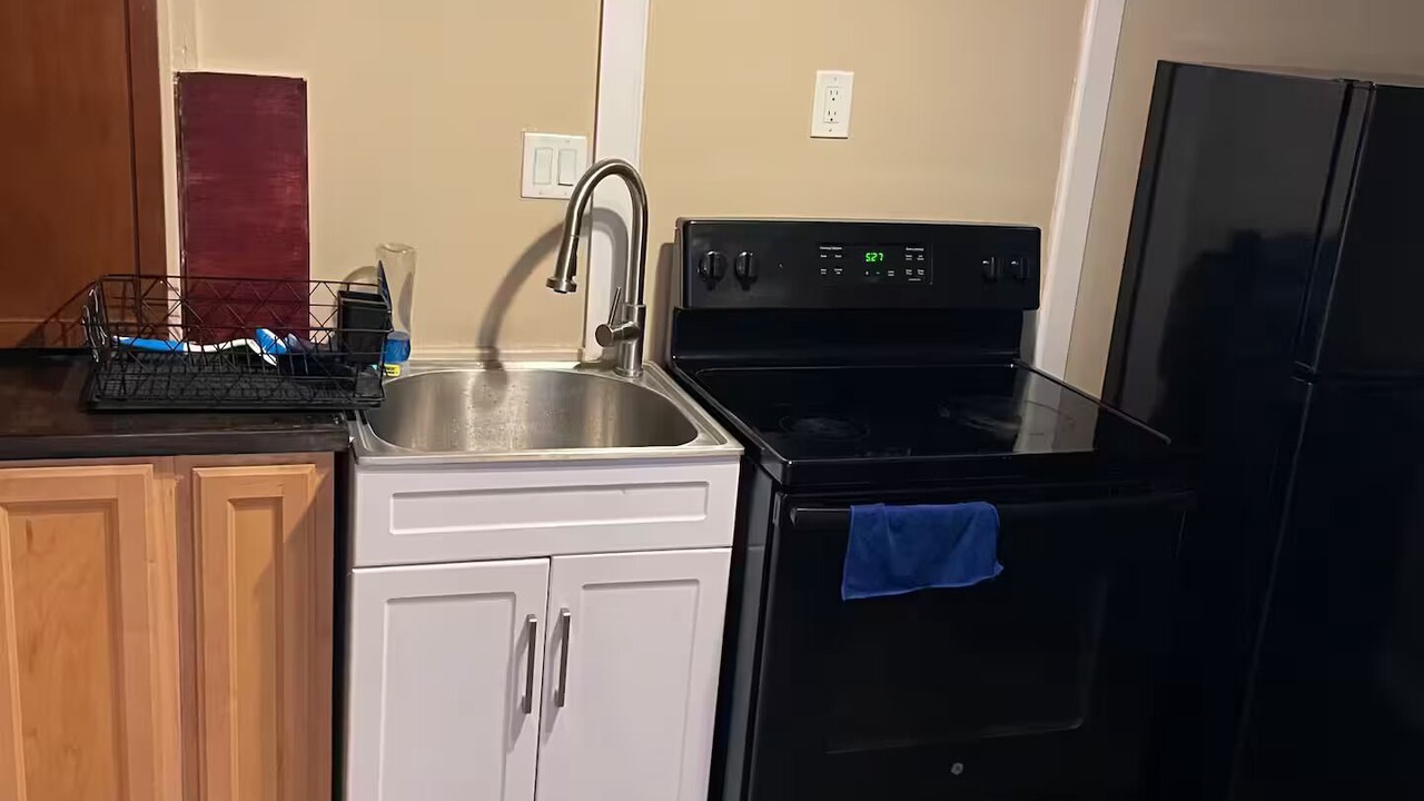 Photo of Kitchen in F. Q. Story