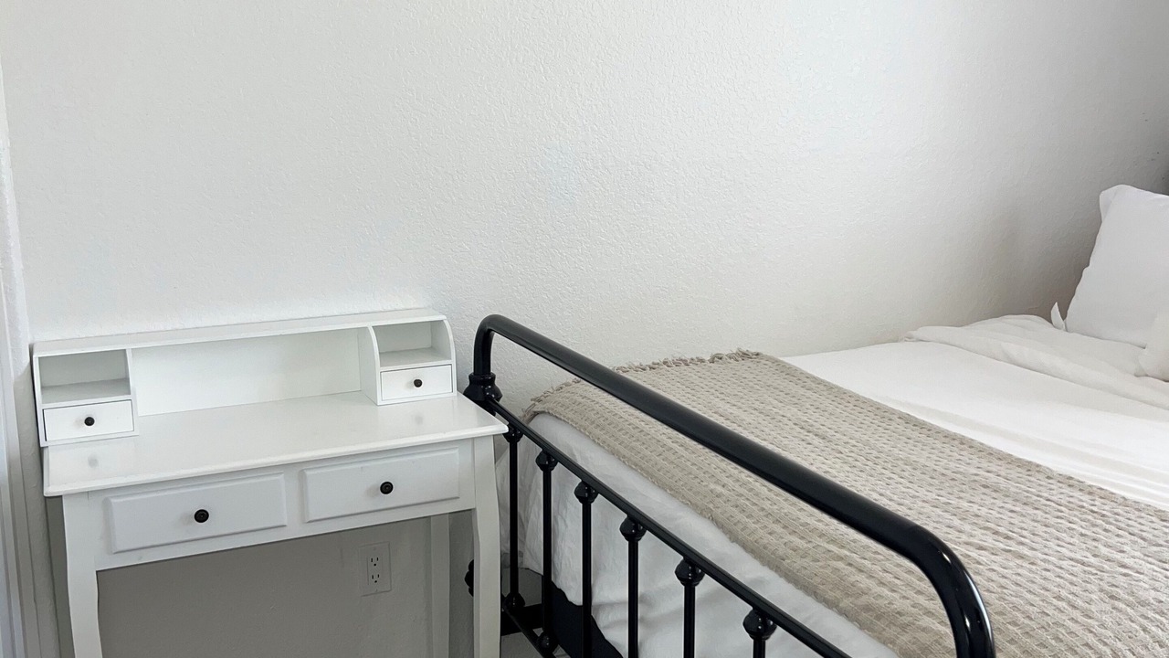 Photo of Bedroom in The Bluffs
