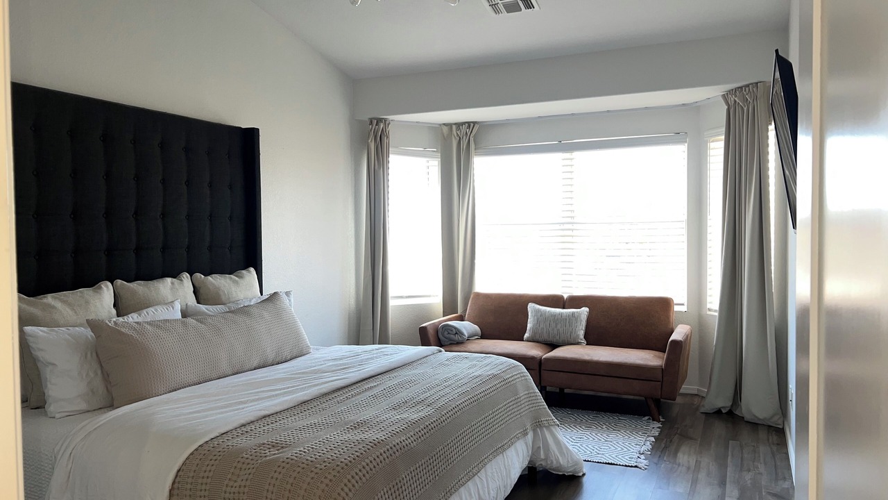 Photo of Bedroom in The Bluffs