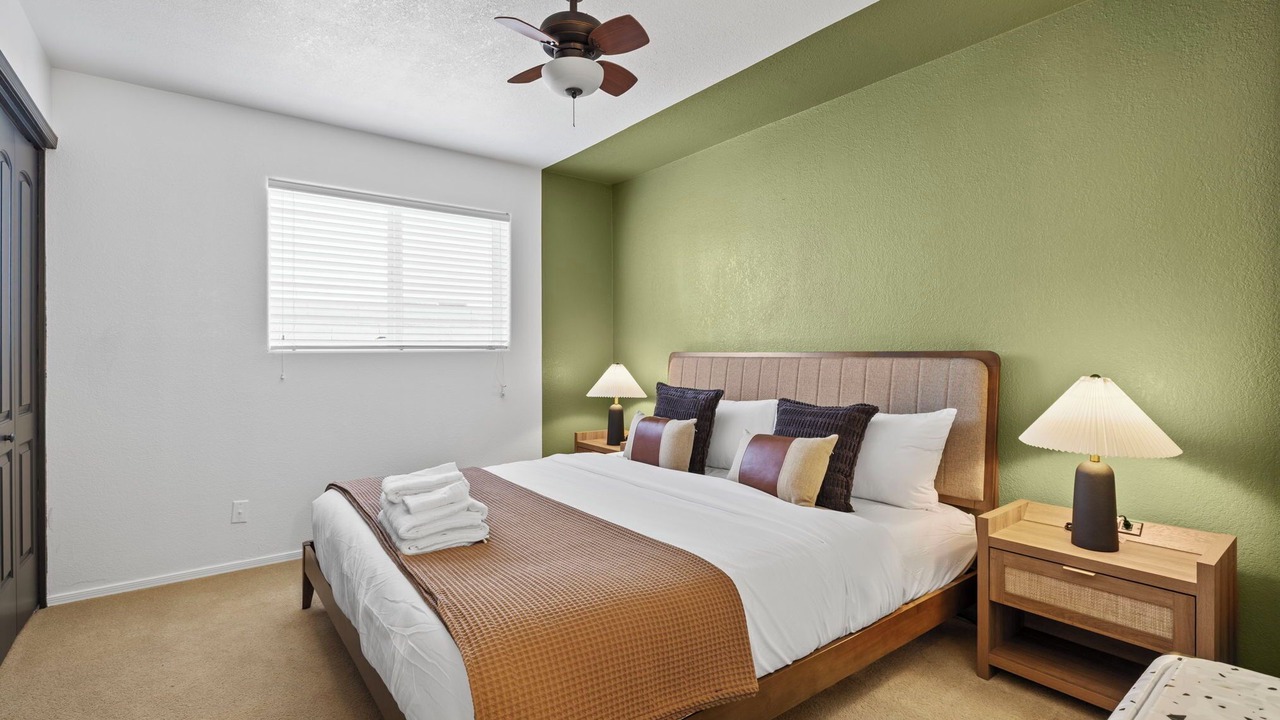 Photo of Bedroom in Papago Parkway