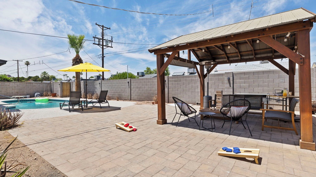Photo of Outdoor in Papago Parkway