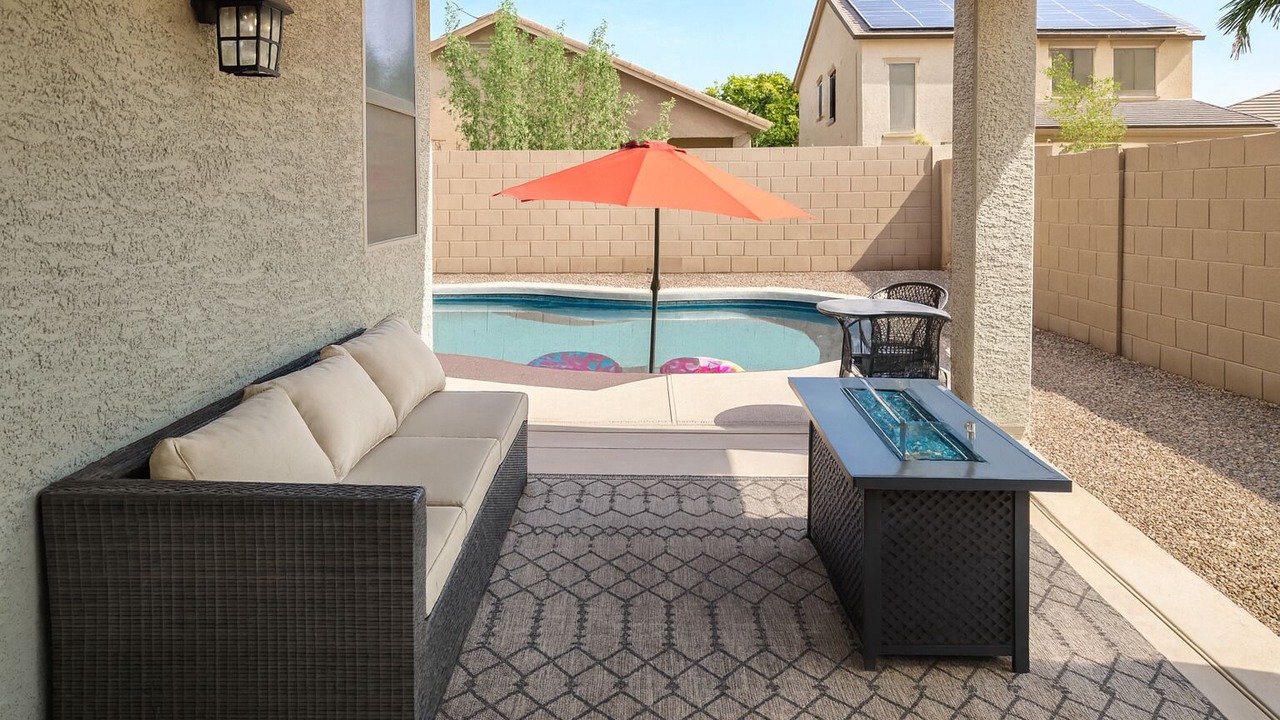Photo of Patio Balcony in White Tank Foothills