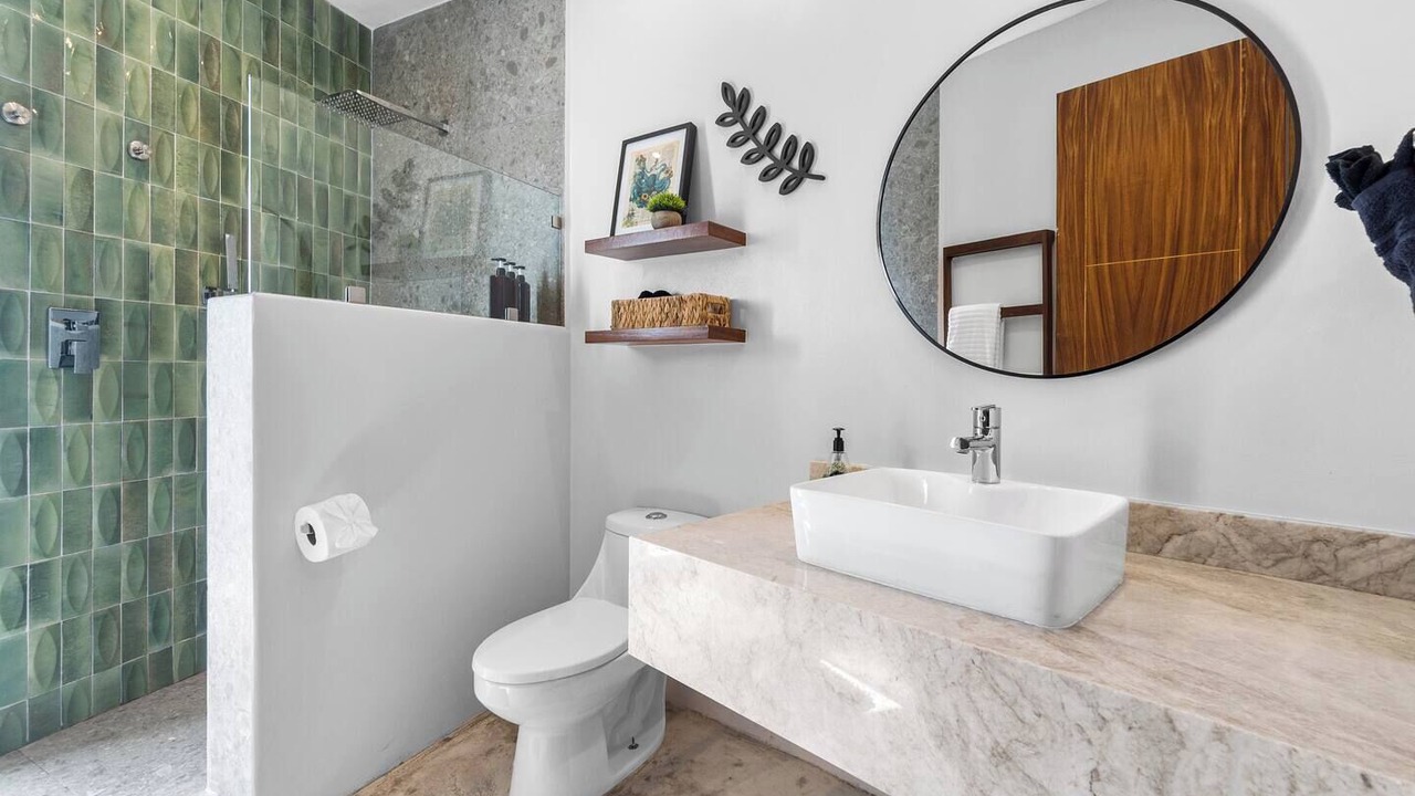 Photo of Bathroom in North End