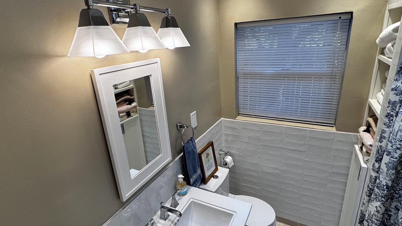 Photo of Bathroom in Encanto