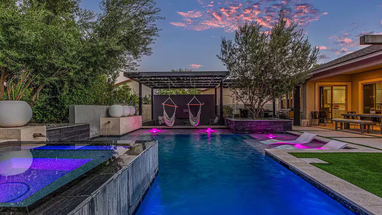 Photo of Outdoor in Paradise Valley Village