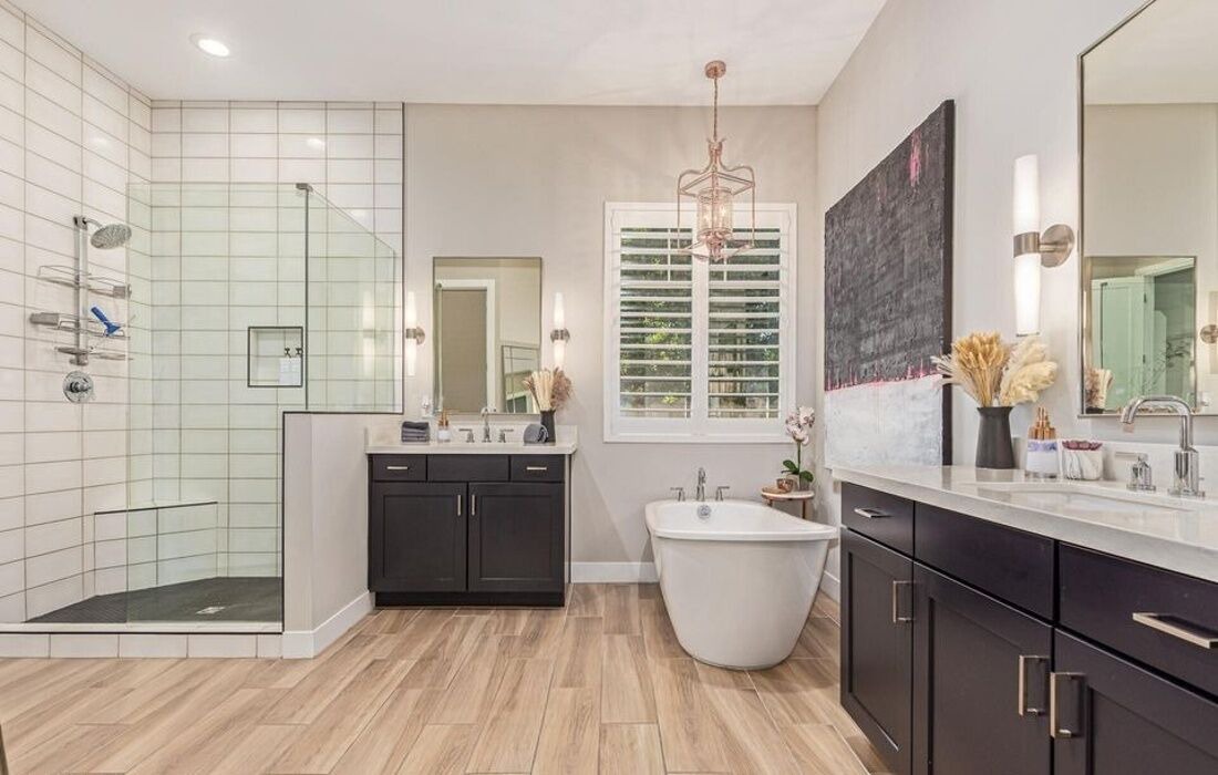 Photo of Bathroom in Paradise Valley Village