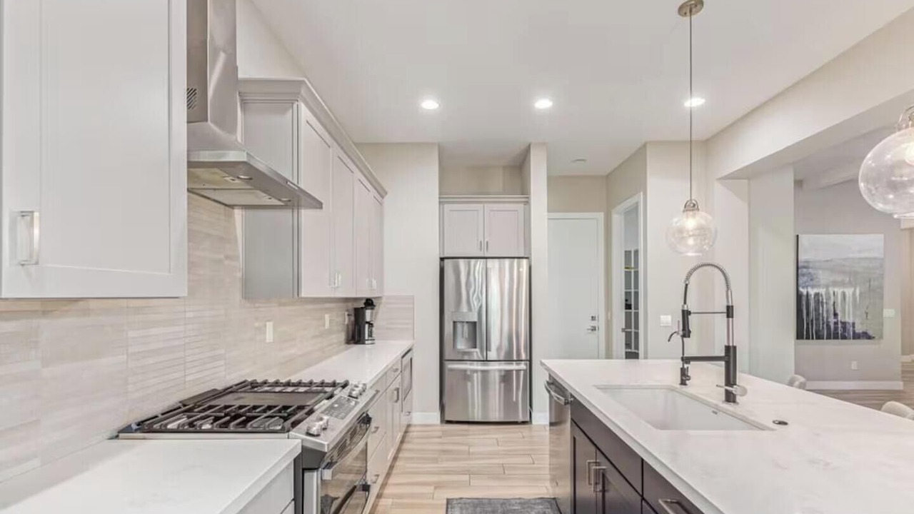 Photo of Kitchen in Paradise Valley Village