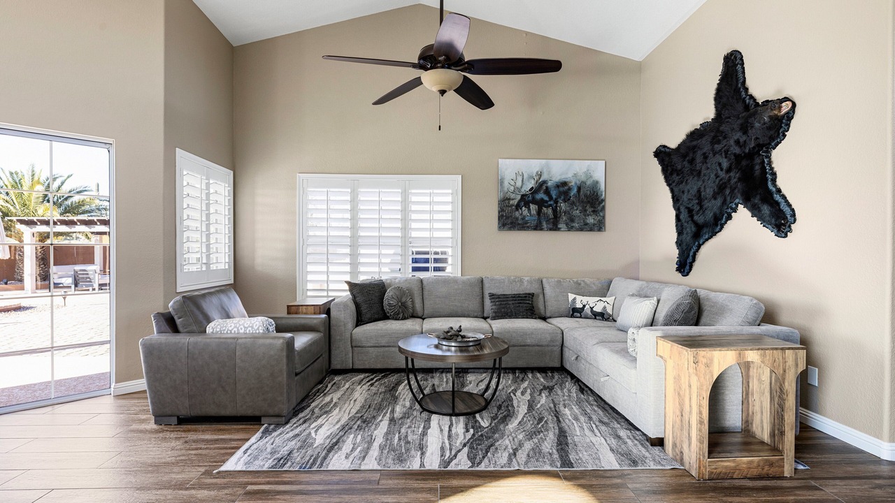 Photo of Bedroom in Desert Hills