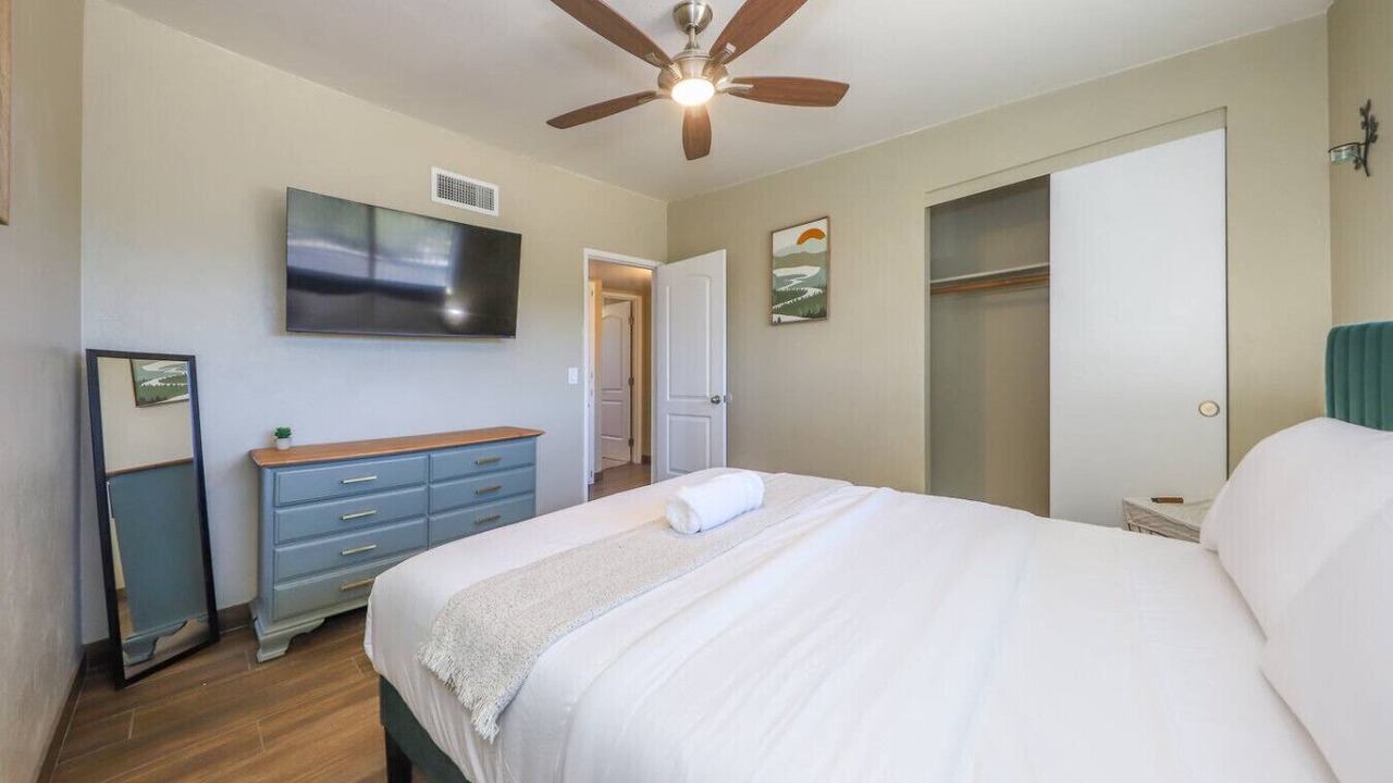 Photo of Bedroom in South Harrison