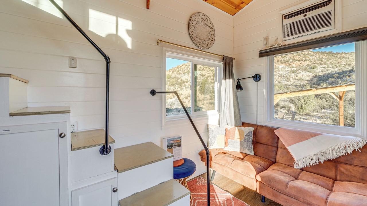 Photo of Livingroom in Cottonwood-Verde Village