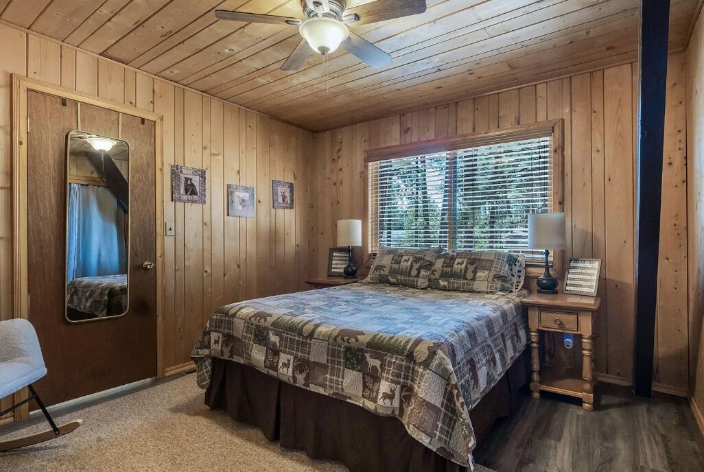 Photo of Bedroom in Munds Park