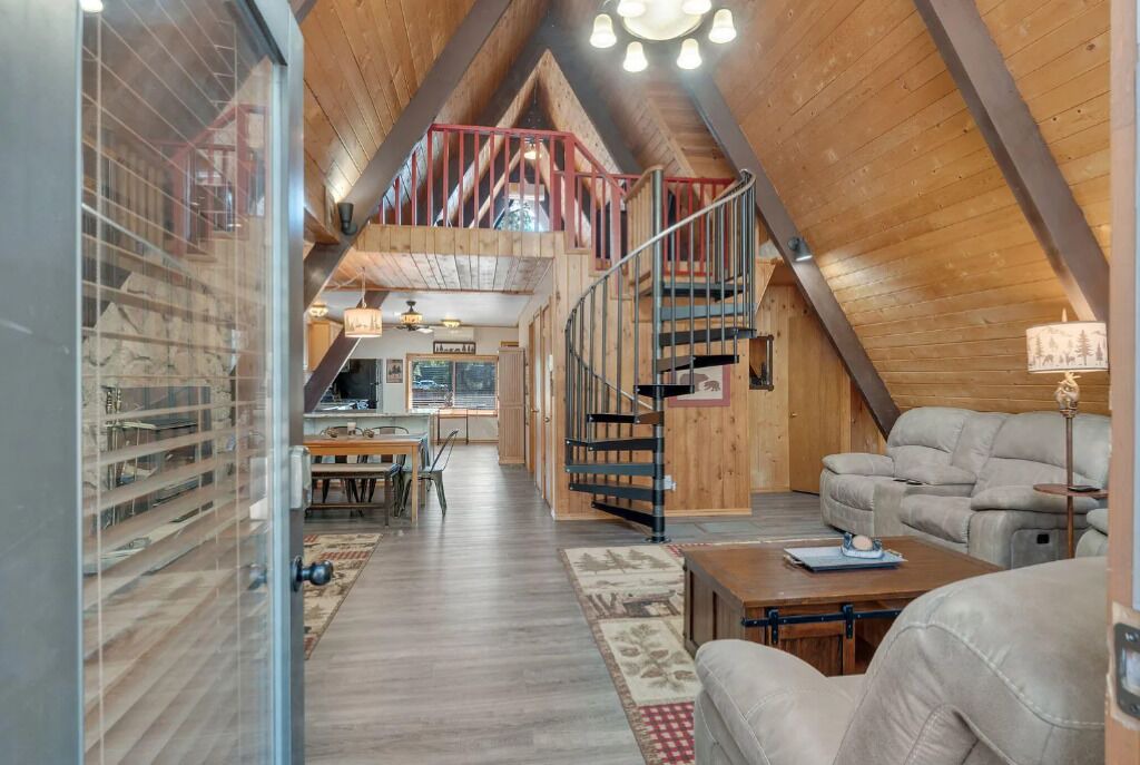 Photo of Livingroom in Munds Park
